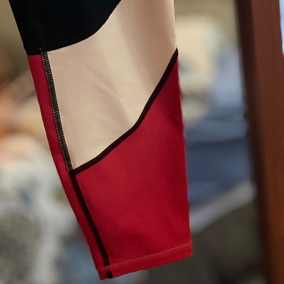 Gap Blackout technology 3/4 leggings - Picture 5 of 11